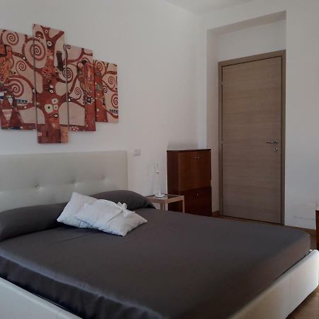 La Casa Dei Gelsi Villa กัสเตลกันดอลโฟ ภายนอก รูปภาพ