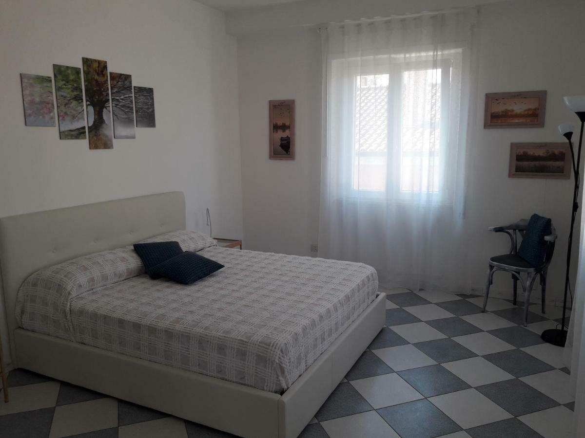 La Casa Dei Gelsi Villa กัสเตลกันดอลโฟ ภายนอก รูปภาพ